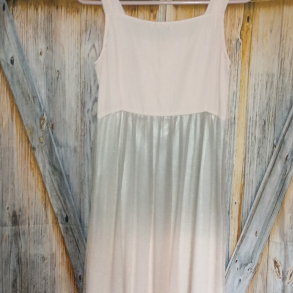 YIGU'E - Picture 2 of 12